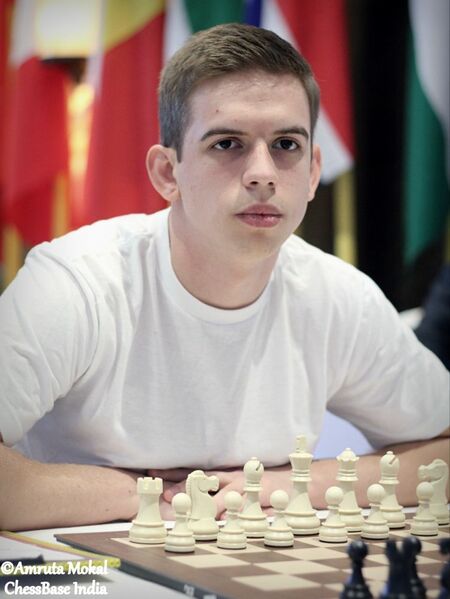 File:Questaholic - June 2022 008.jpg